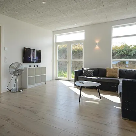 Awesome In W/ Sauna, Wifi And 3 Bedrooms Feriehus *